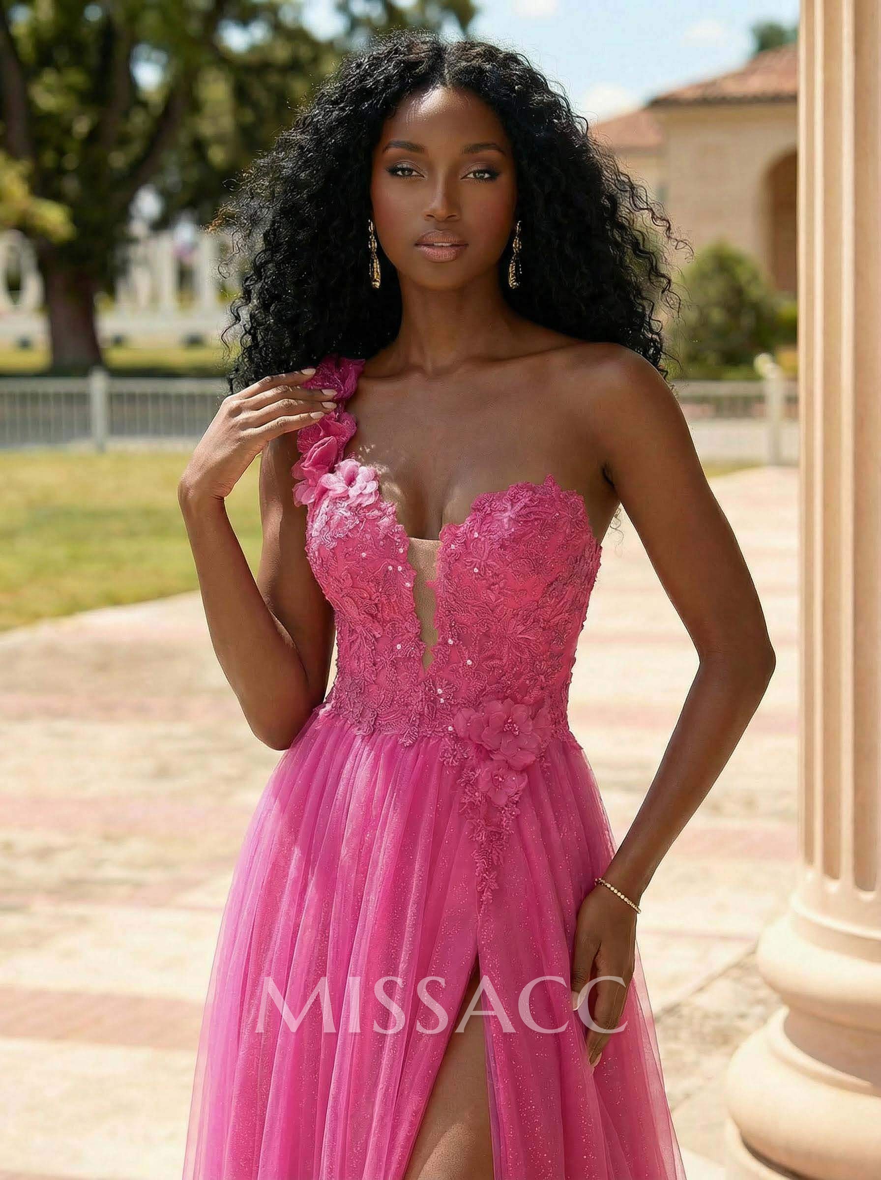 Exquisite Floral Applique Plunge One-Shoulder Tulle Prom Dresses