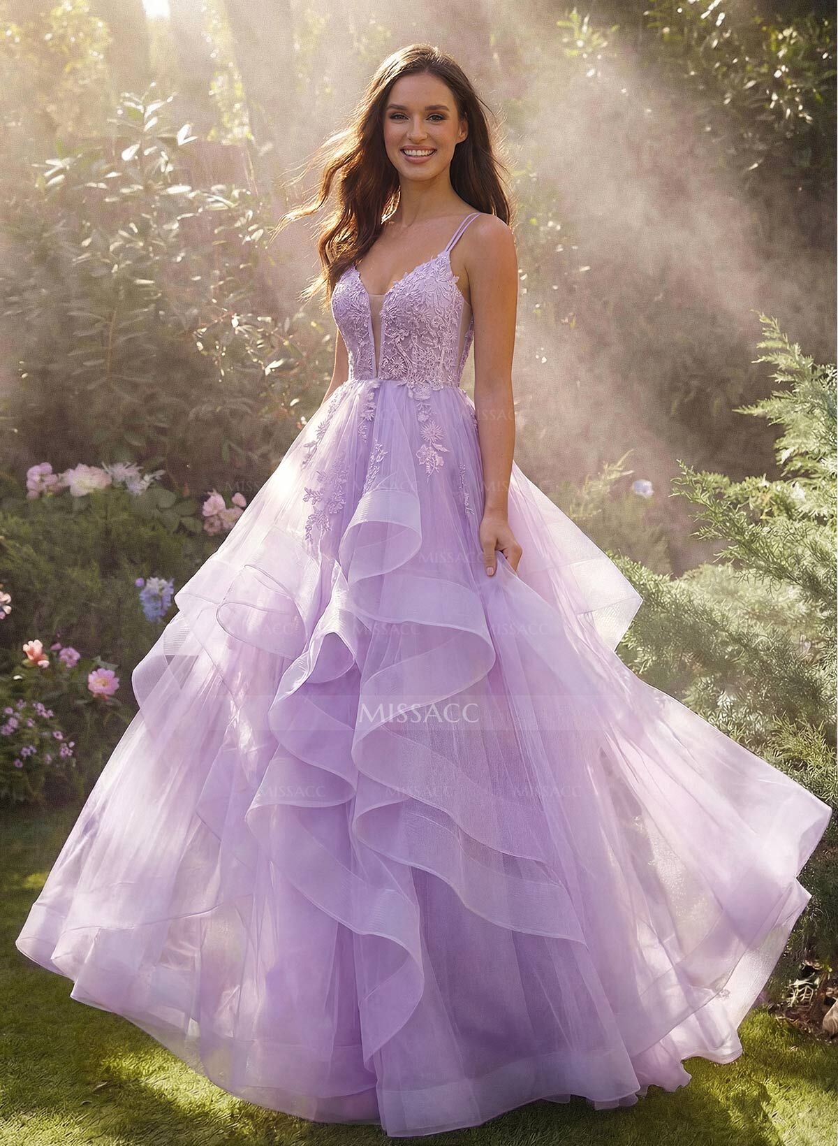 Dreamy Princess Ball Gown Ruffled Skirt Prom Dresses With Floral Applique