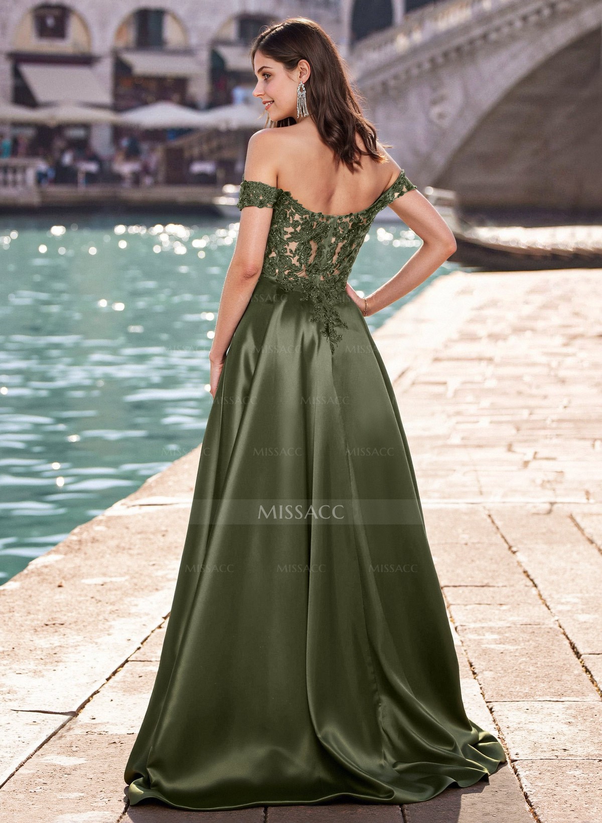 A-Line Off-The-Shoulder Sleeveless Sweep Train Satin Prom Dresses With Appliques Lace