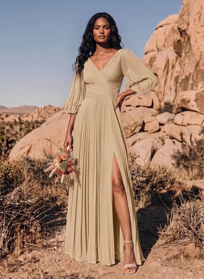 Elegant Pleated V-Neck A-Line Maxi Chiffon Bridesmaid Dresses With High Slit