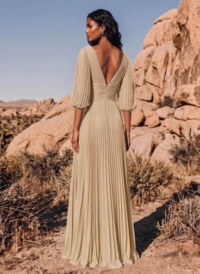 Elegant Pleated V-Neck A-Line Maxi Chiffon Bridesmaid Dresses With High Slit