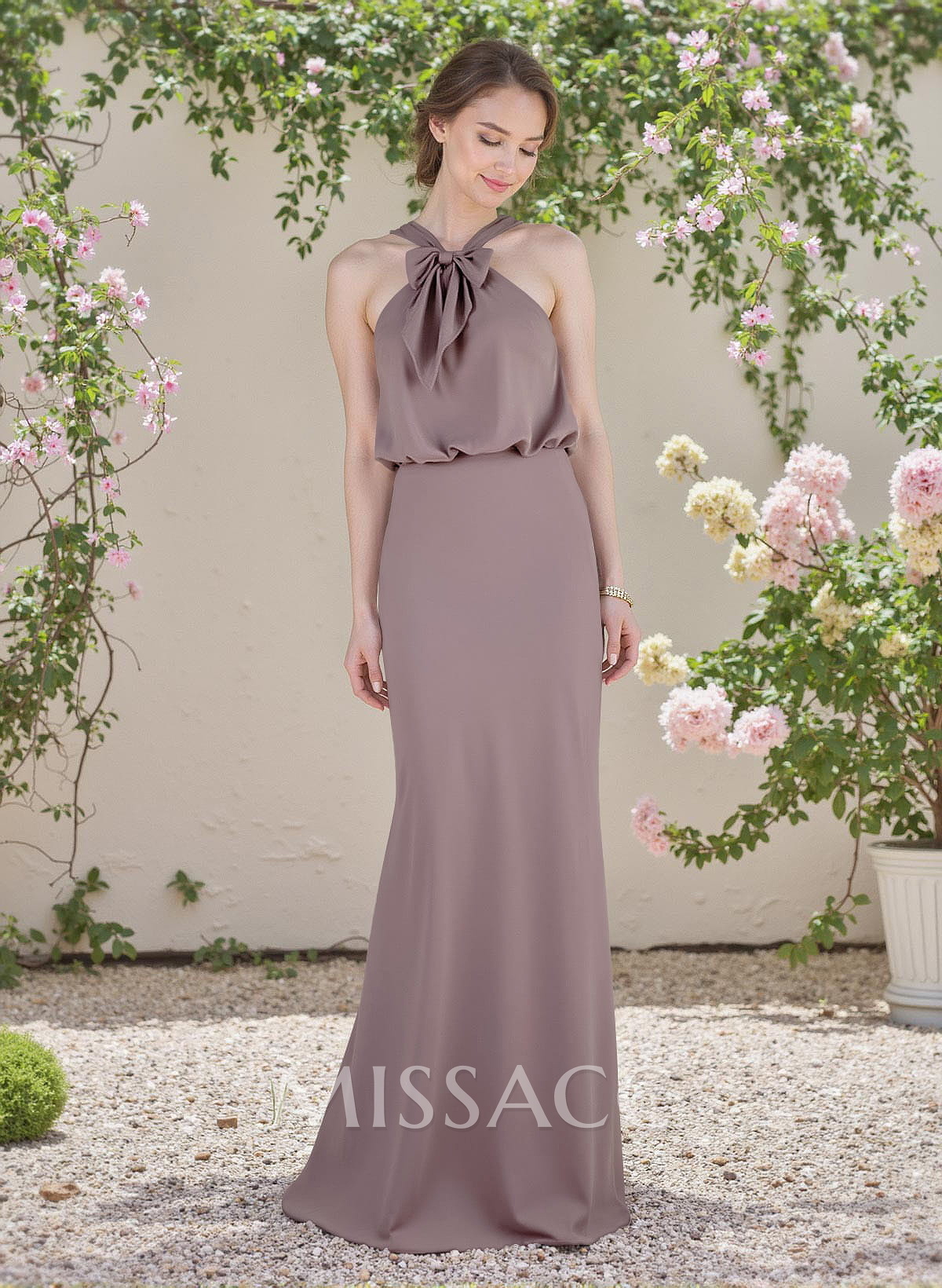 Elegant Bow Accented Halter Chiffon Bridesmaid Dresses