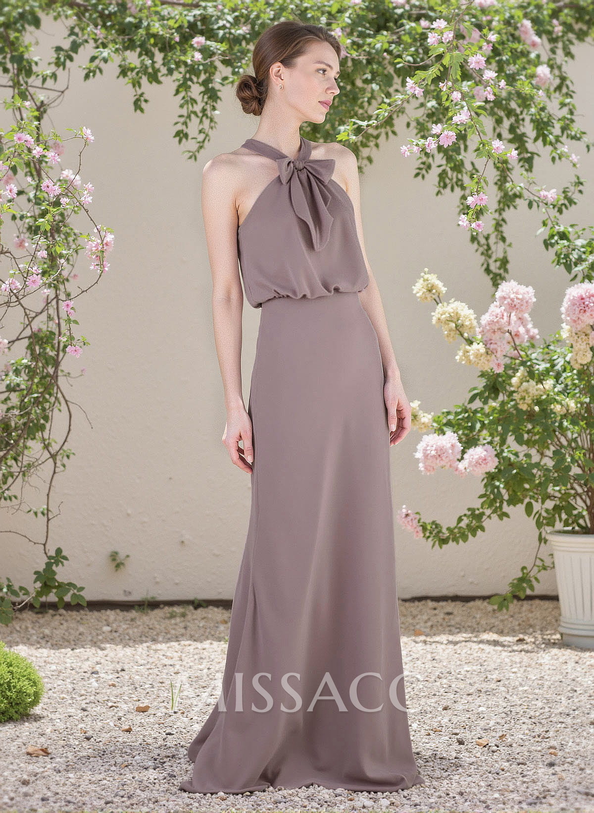 Elegant Bow Accented Halter Chiffon Bridesmaid Dresses