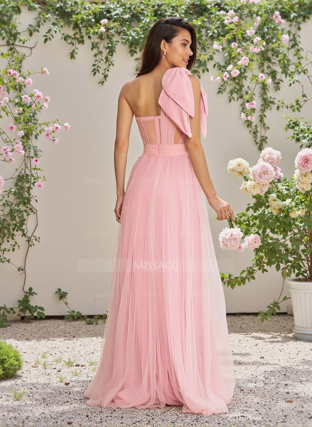 Exquisite A-Line One-Shoulder Chiffon/Tulle Bridesmaid Dresses With Bow(s)