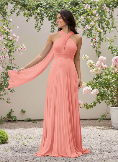 Minimalistic A-Line Halter Sleeveless Chiffon Bridesmaid Dresses With Bare Back