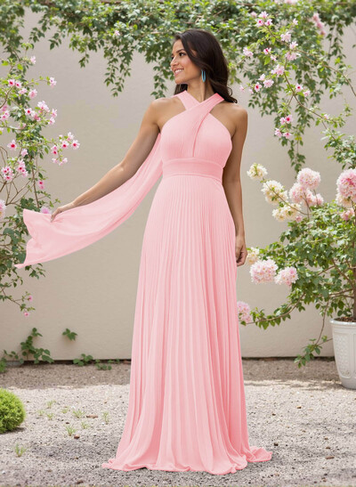 Minimalistic A-Line Halter Sleeveless Chiffon Bridesmaid Dresses With Bare Back
