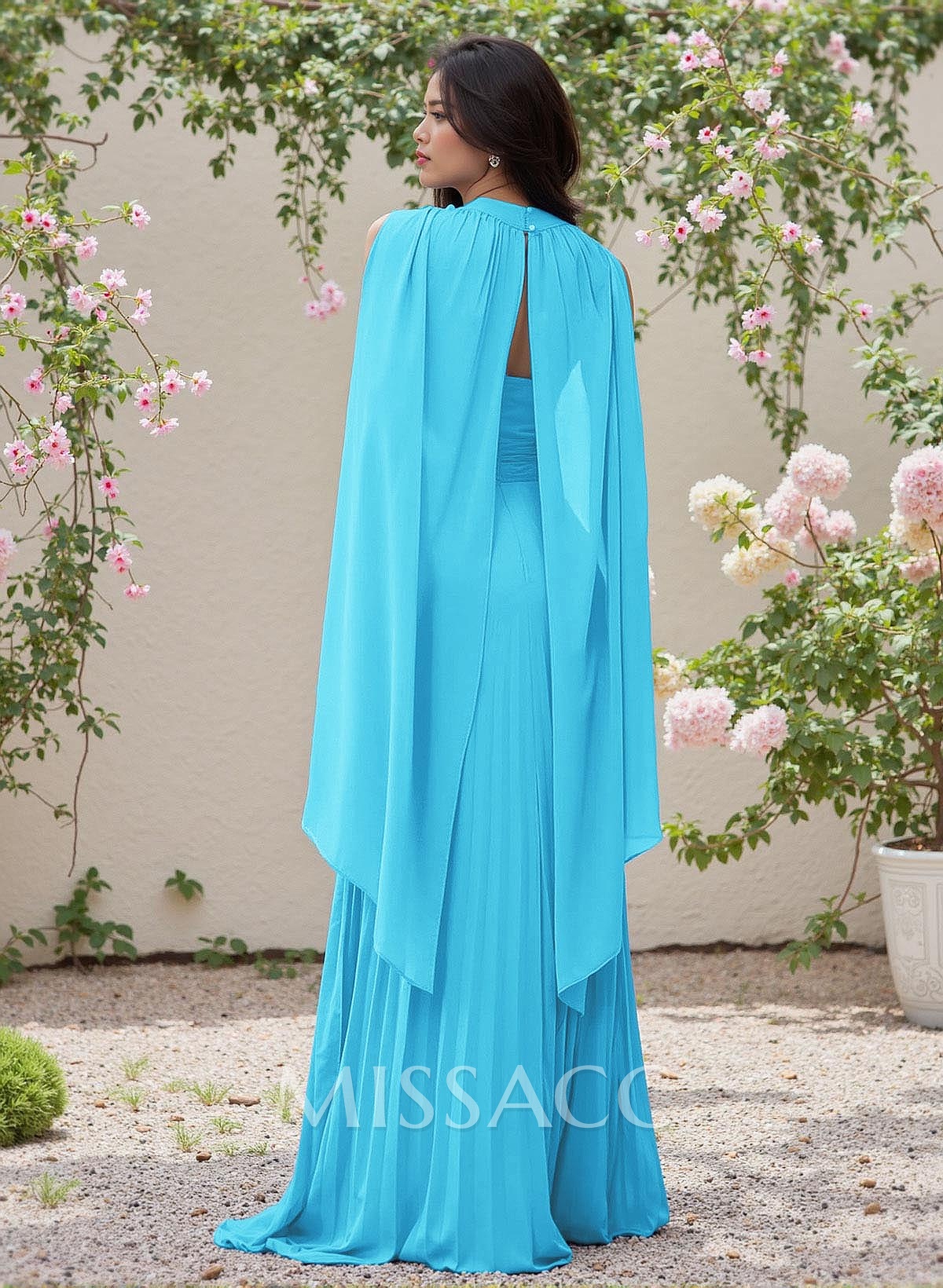Minimalistic A-Line Halter Sleeveless Chiffon Bridesmaid Dresses With Bare Back