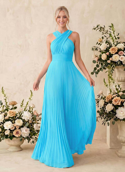 Minimalistic A-Line Halter Sleeveless Chiffon Bridesmaid Dresses With Bare Back