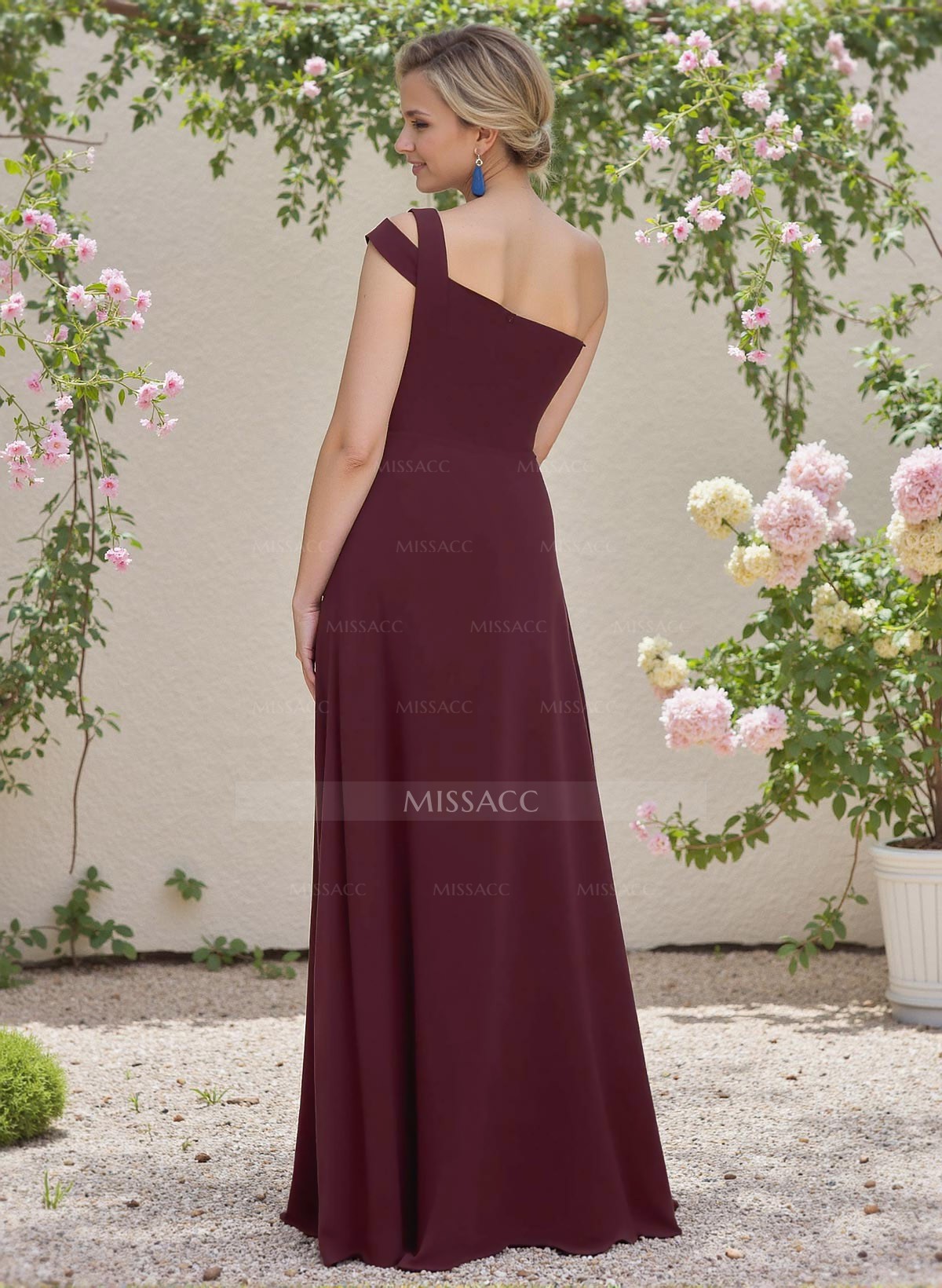 Classic A-Line One-Shoulder Chiffon Bridesmaid Dresses With High Split