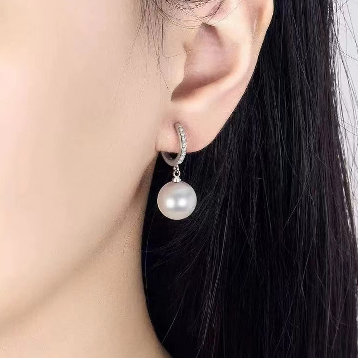 Simple Pearl Vintage Hoop Earrings