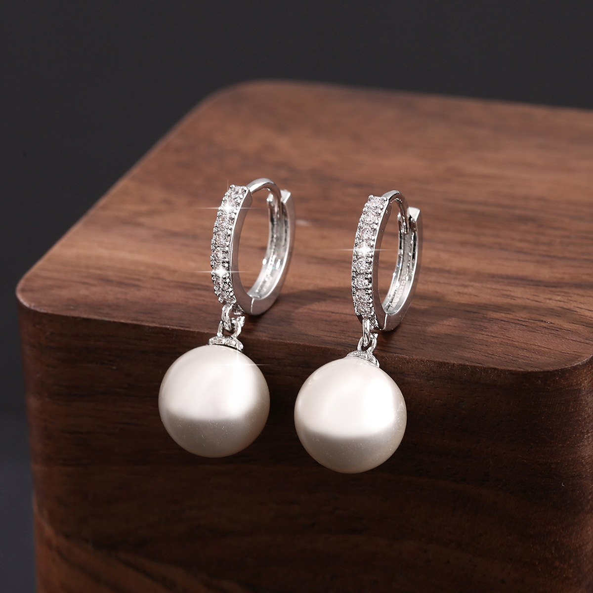 Simple Pearl Vintage Hoop Earrings