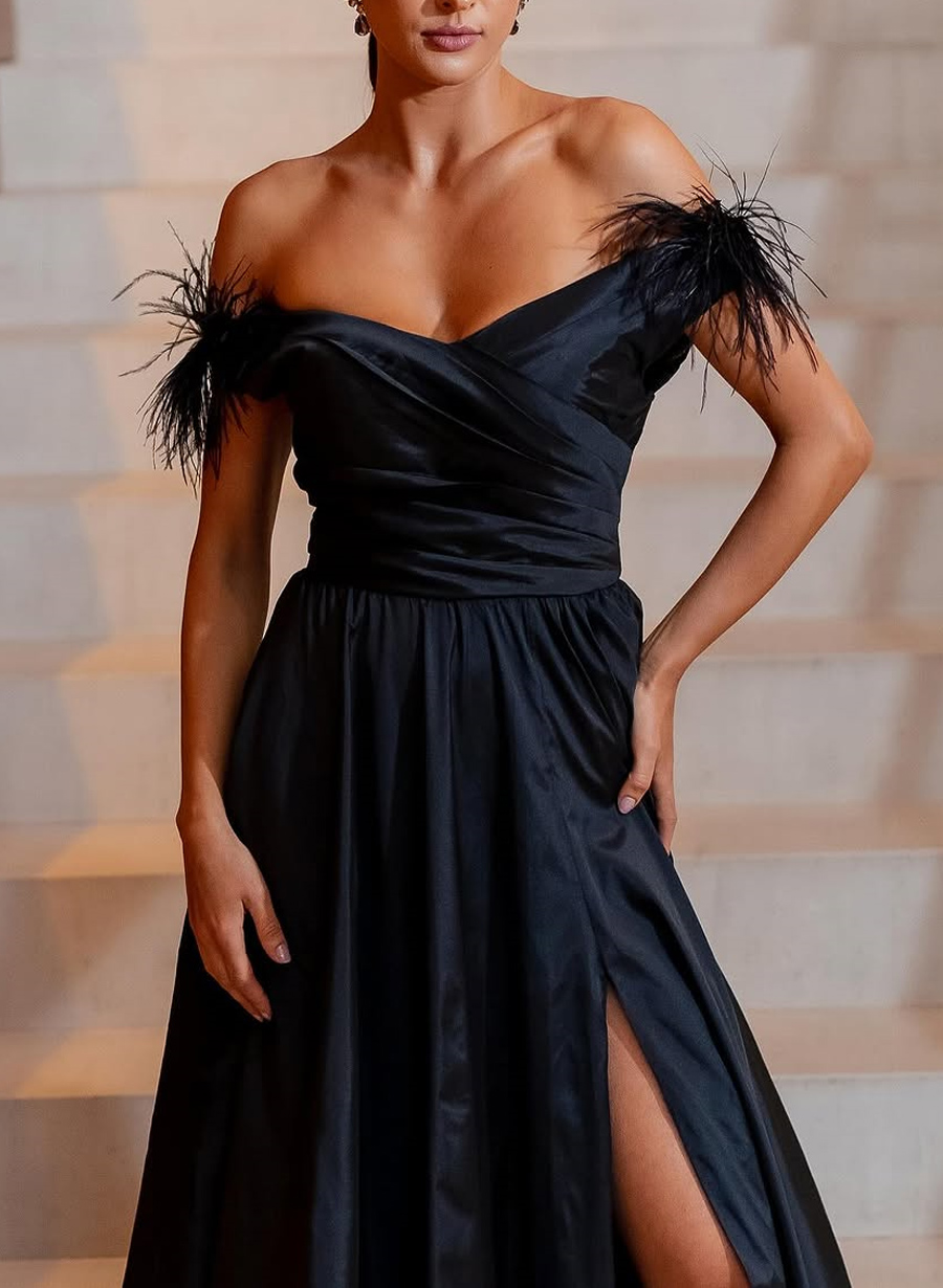 Elegant Off-The-Shoulder High Split A-Line Taffeta Mother Of The Bride Dresses