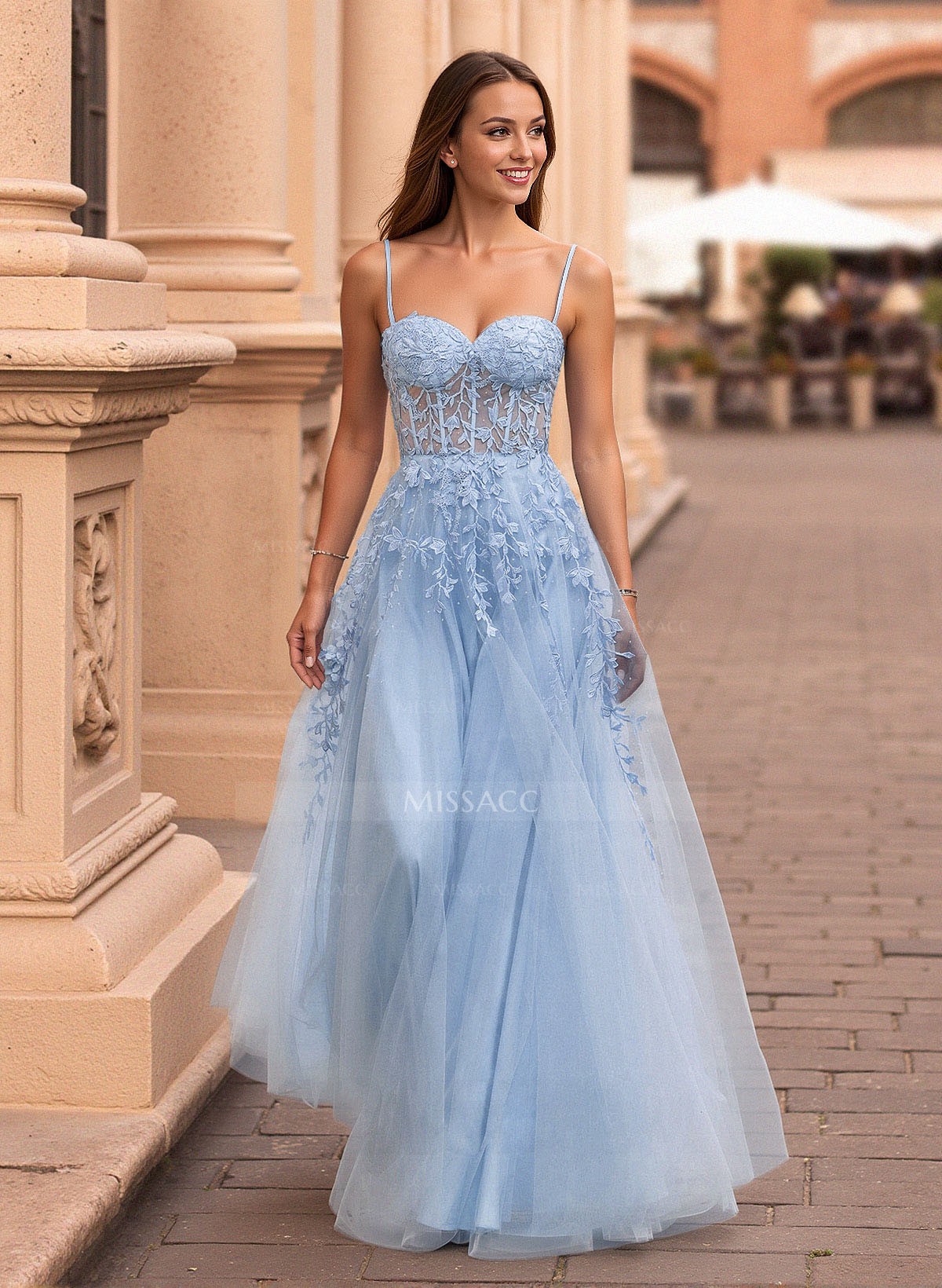 Princess Ball Gown Sweetheart Detachable Straps Tulle Prom Dresses With Lace Applique