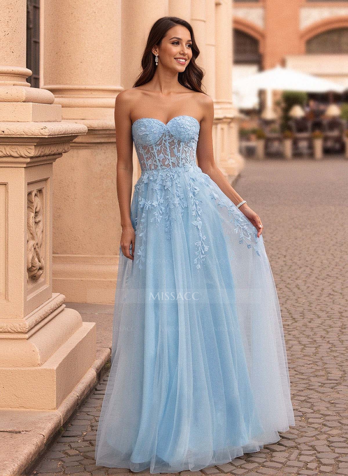 Princess Ball Gown Sweetheart Detachable Straps Tulle Prom Dresses With Lace Applique