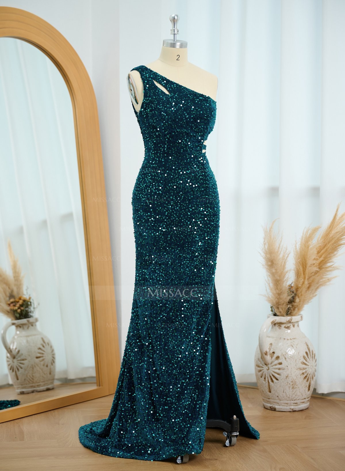 Exquisite One-Shoulder Outcut Velvet Sequin Prom Dresses With High Split