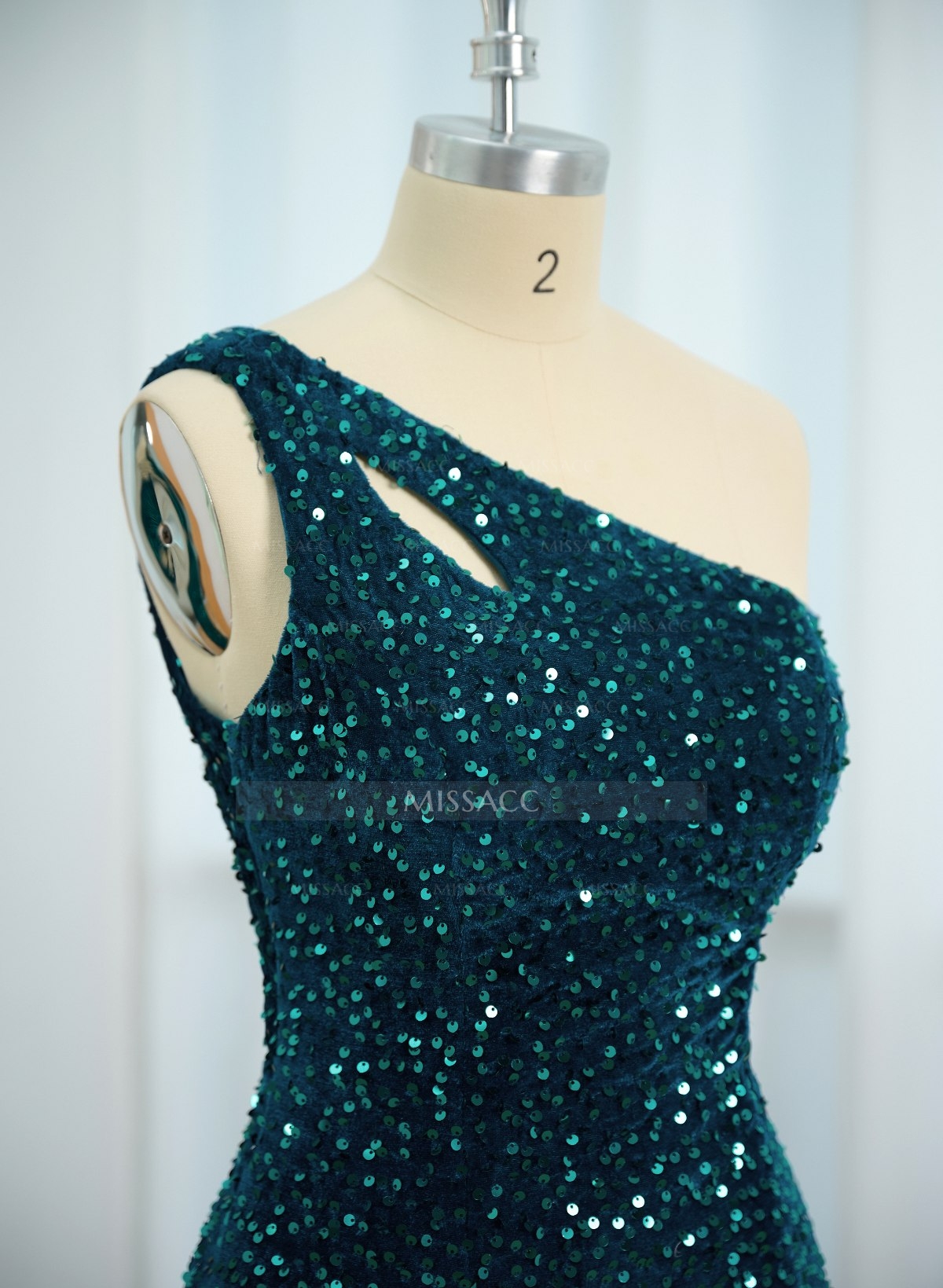 Exquisite One-Shoulder Outcut Velvet Sequin Prom Dresses With High Split