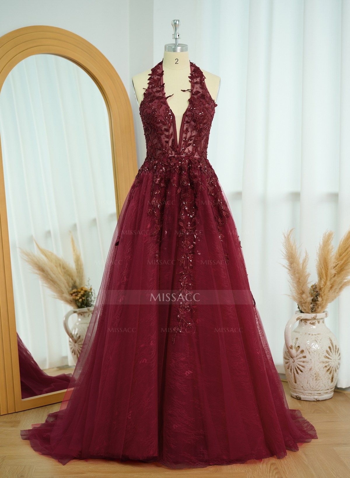 Shiny Halter Lace Illusion Corset A-Line Sweep Train Tulle Prom Dresses