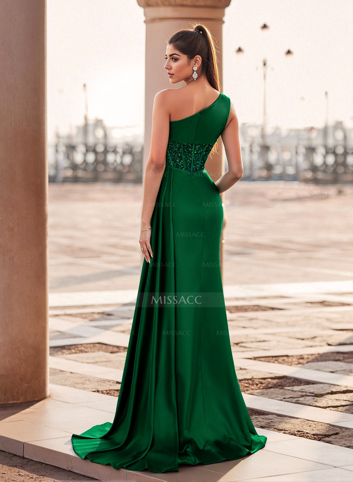 Elegant One-Shoulder Sequins Corset High Split Satin Prom Dresses With Sweeping Side Drape