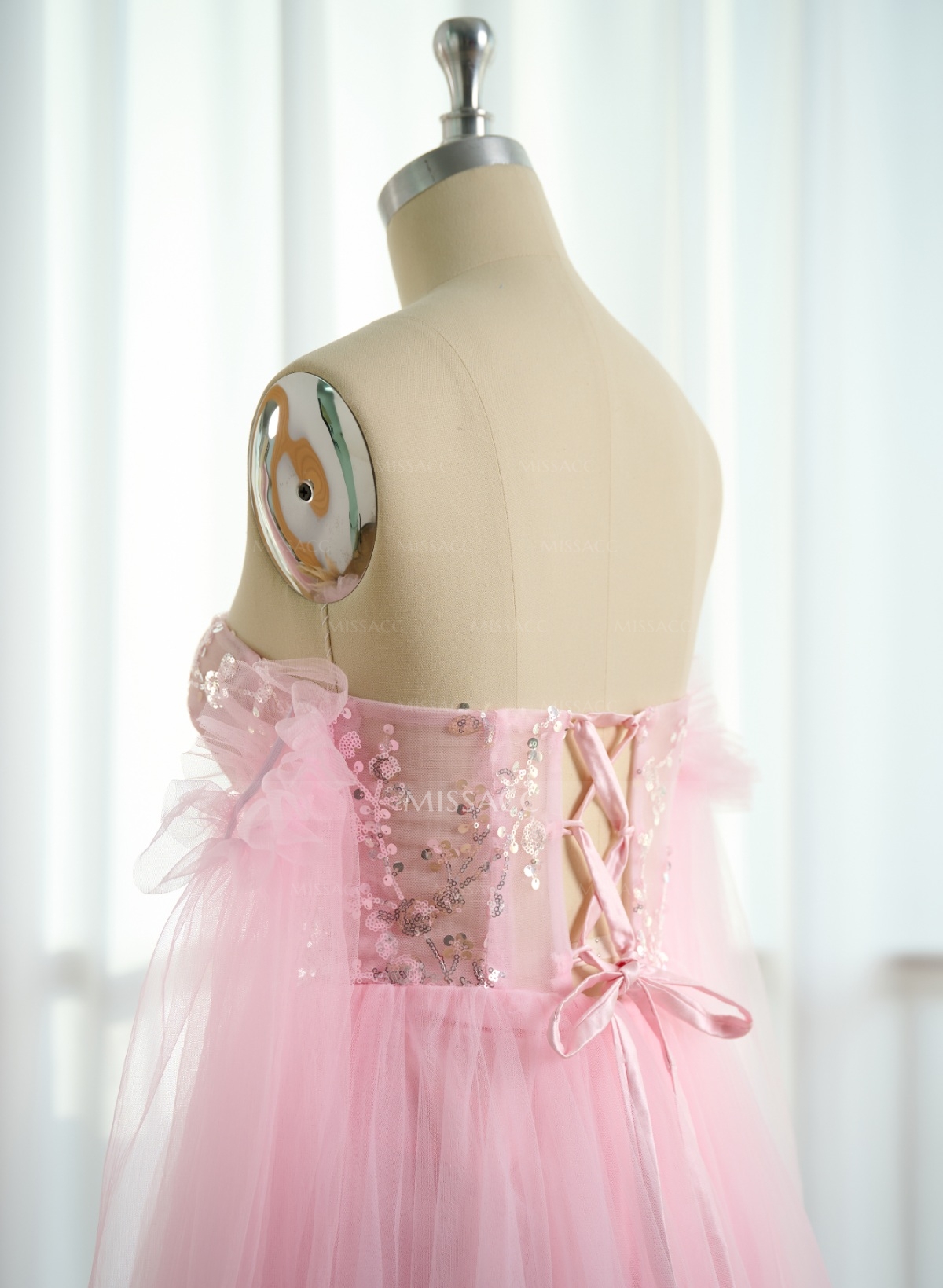 Elegant Off-The-Shoulder Long Lantern Sleeves Lace Illusion Corset A-Line Tulle Prom Dresses