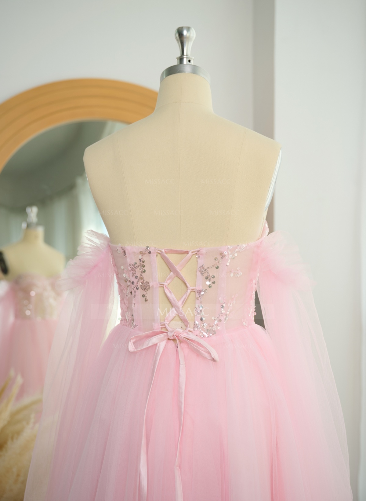 Elegant Off-The-Shoulder Long Lantern Sleeves Lace Illusion Corset A-Line Tulle Prom Dresses