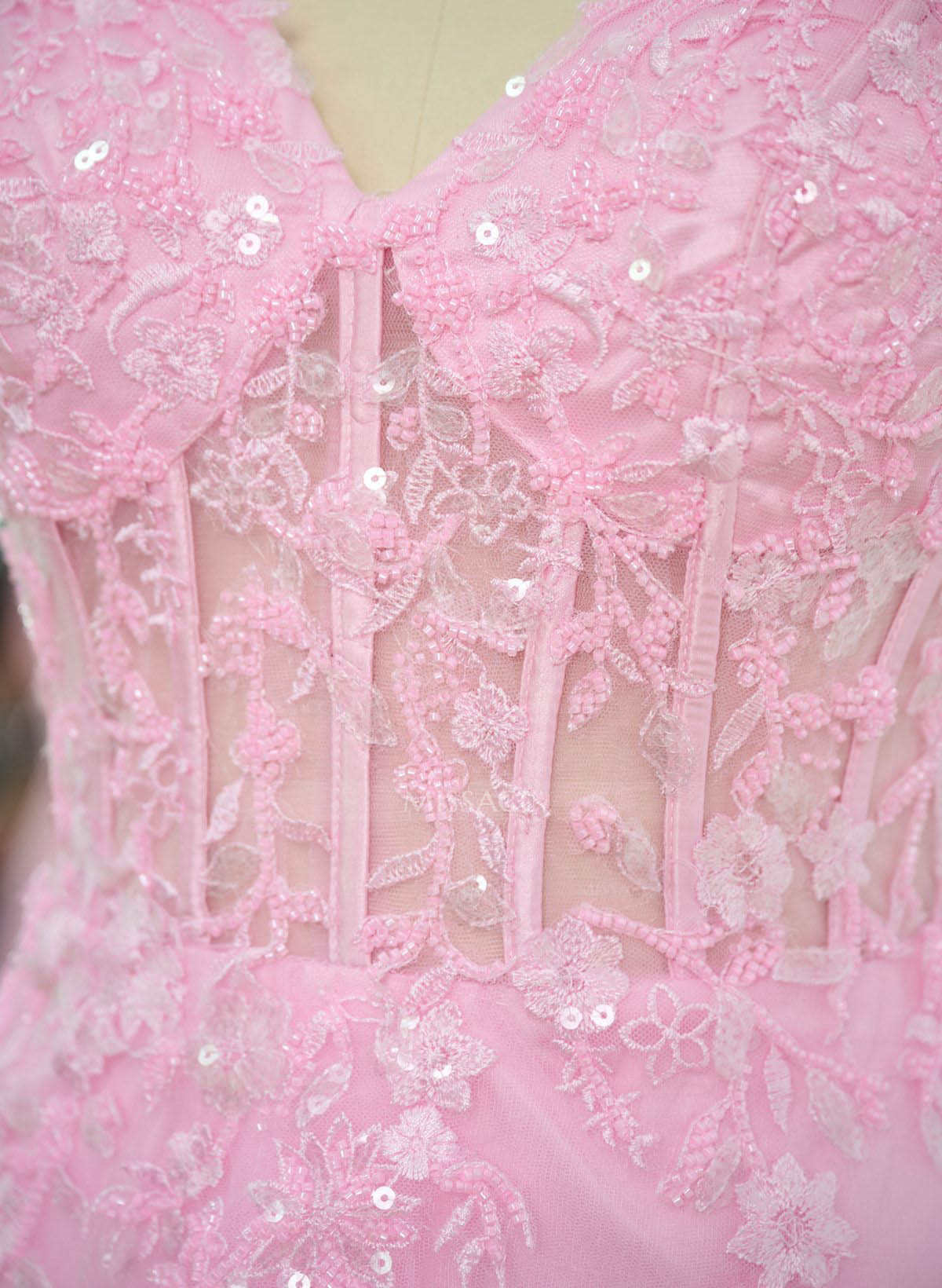 Sweet & Flow A-Line V-Neck Lace/Tulle/Silk Like Satin Prom Dresses With Appliques Lace