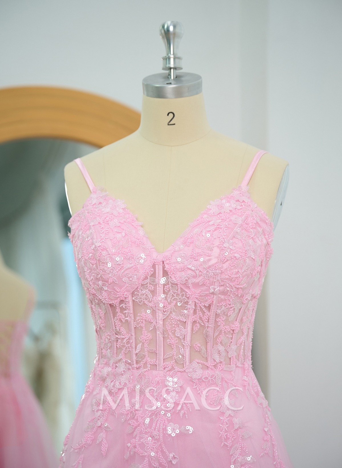 Sweet & Flow A-Line V-Neck Lace/Tulle/Silk Like Satin Prom Dresses With Appliques Lace Sweet & Flow A-Line V-Neck Lace/Tulle/Silk Like Satin Prom Dresses With Appliques Lace