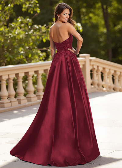 Elegant Lace Sweetheart Pockets A-Line Sweep Train Satin Prom Dresses