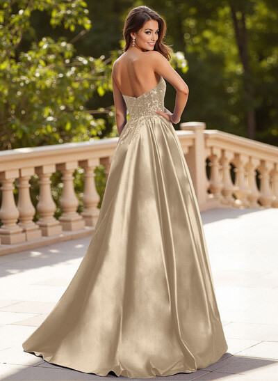 Elegant Lace Sweetheart Pockets A-Line Sweep Train Satin Prom Dresses
