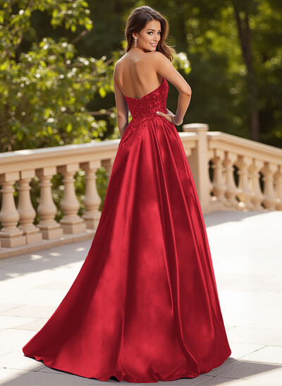 Elegant Lace Sweetheart Pockets A-Line Sweep Train Satin Prom Dresses