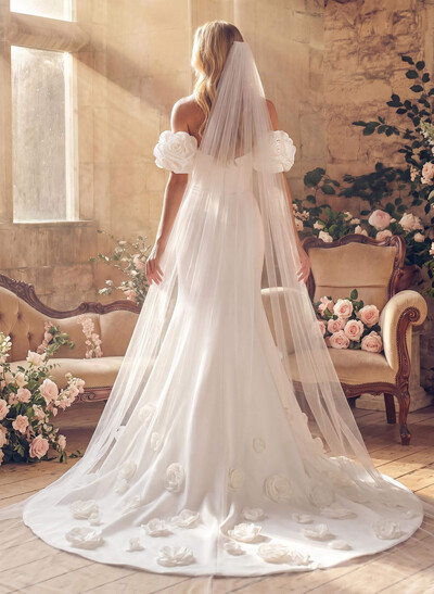 Vintage Boho Trumpet Puffy Off-Shoulder Elastic Satin Wedding Dresses With Flower(s)