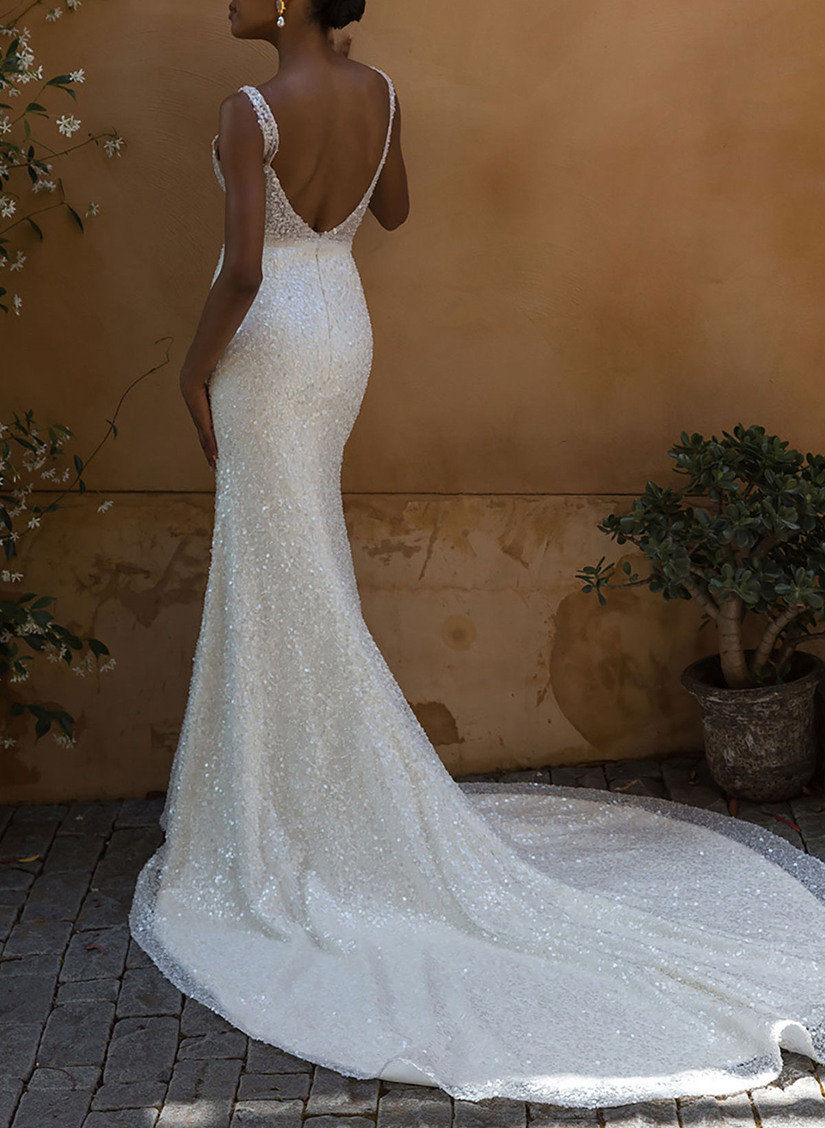 Sparkle Regular Straps V-Neck Mermaid Court Train Sequined Wedding Dresses