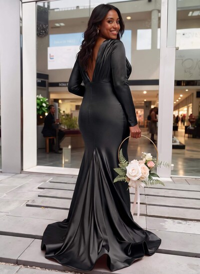 Trumpet/Mermaid Plunge Neck Long Sleeves Sweep Train Charmeuse Bridesmaid Dresses With Pleated