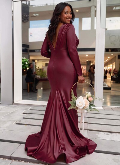 Trumpet/Mermaid Plunge Neck Long Sleeves Sweep Train Charmeuse Bridesmaid Dresses With Pleated