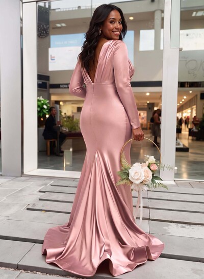 Trumpet/Mermaid Plunge Neck Long Sleeves Sweep Train Charmeuse Bridesmaid Dresses With Pleated