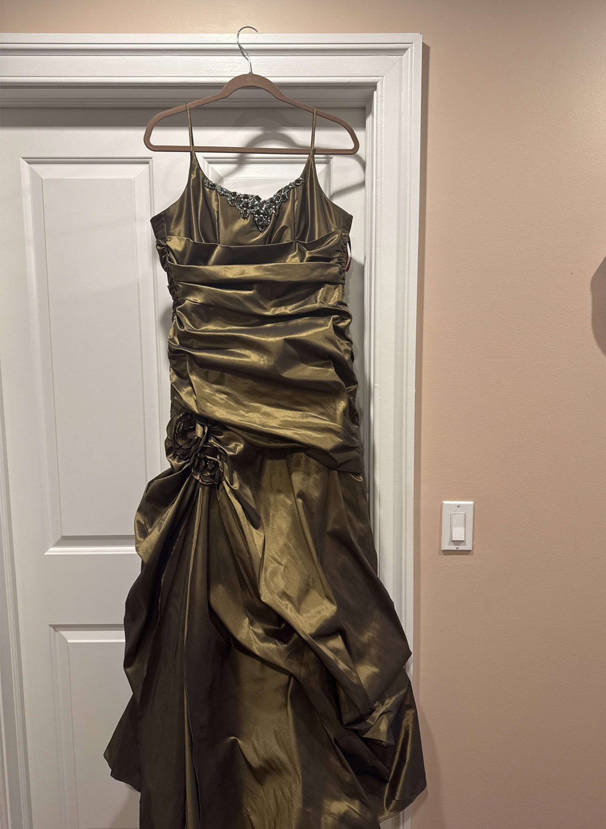Elegant V-Neck Sleeveless A-Line Floor-Length Evening Dresses With Beading/Rhinestone/Flower(s)