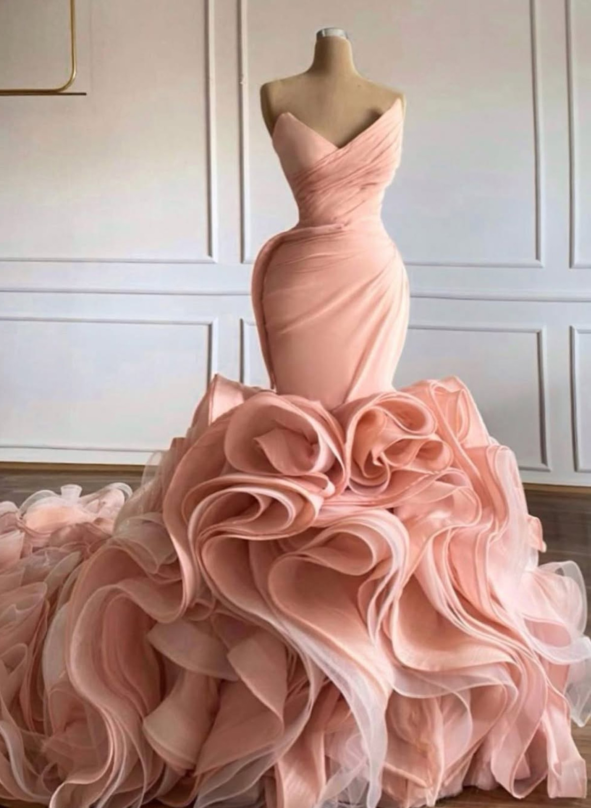 Elegant Off-The-Shoulder Sleeveless Mermaid Chapel Train Organza Evening Dresses With Ruffle/Pleated