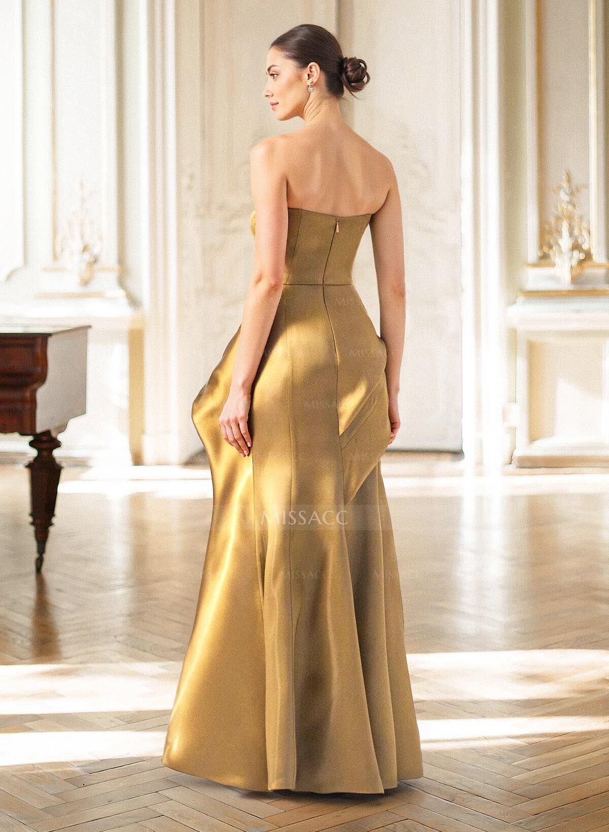 Elegant Strapless Sleeveless Mermaid Floor-Length Liquid Satin Evening Dresses With Ruffle/Pleated