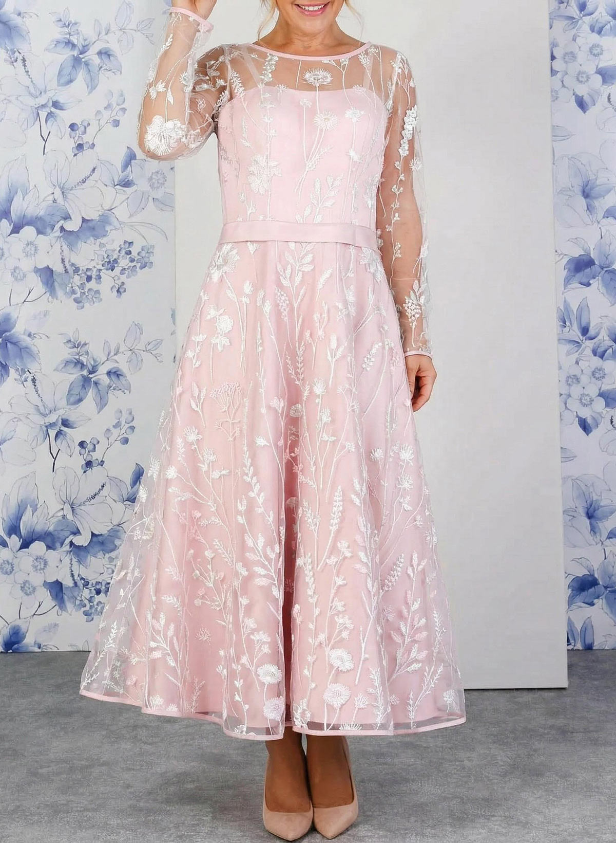 Elegant Scoop Neck/Illusion Neck Long Sleeves A-Line Ankle-Length Satin/Lace Evening Dresses