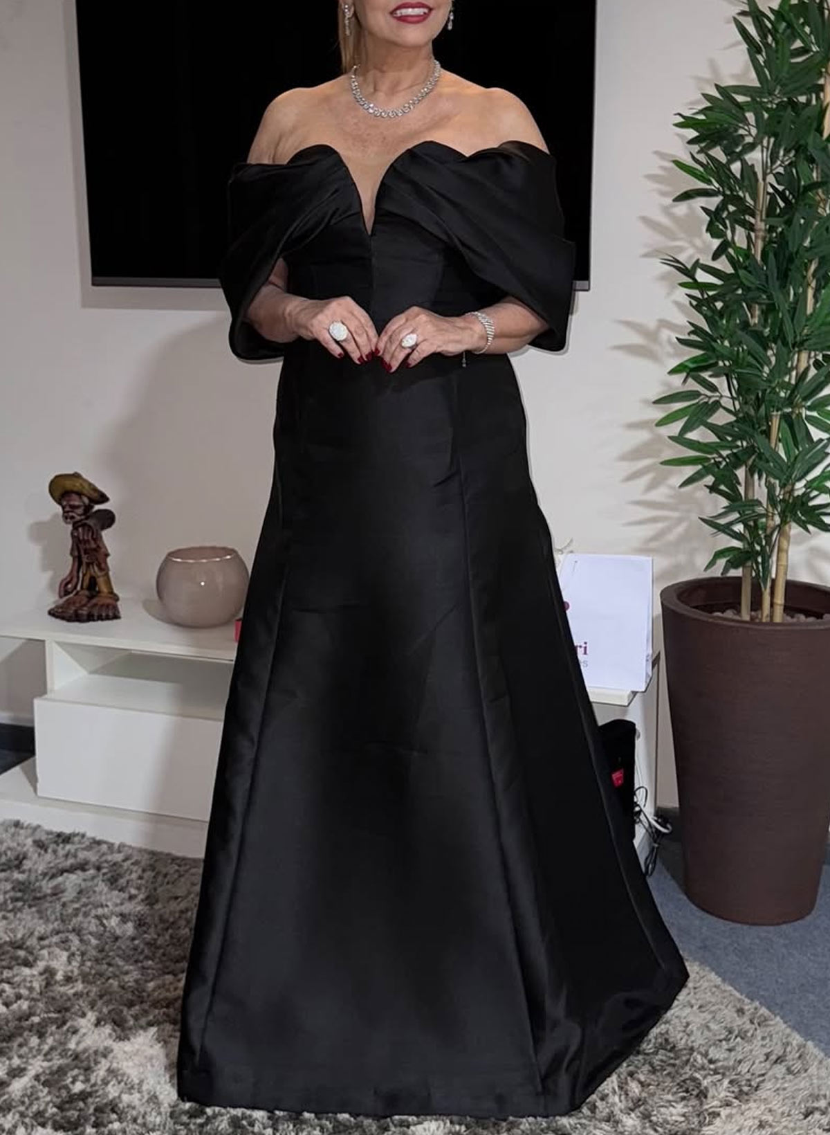 Elegant Sweetheart Off-The-Shoulder Sleeveless A-Line Floor-Length Satin Evening Dresses