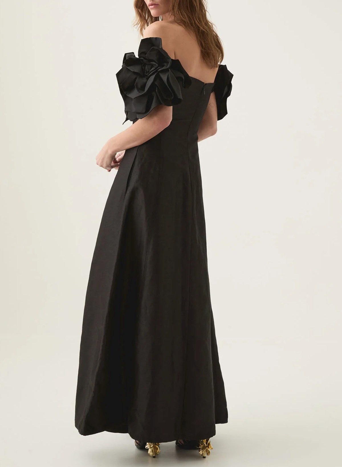 Elegant Off-The-Shoulder A-Line Floor-Length Elastic Satin Evening Dresses With Flower(s)