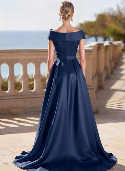 Elegant Off-The-Shoulder Sleeveless Detachable Satin Mother Of The Bride Dresses With Bow(s)