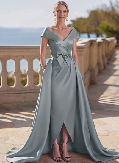 Elegant Off-The-Shoulder Sleeveless Detachable Satin Mother Of The Bride Dresses With Bow(s)