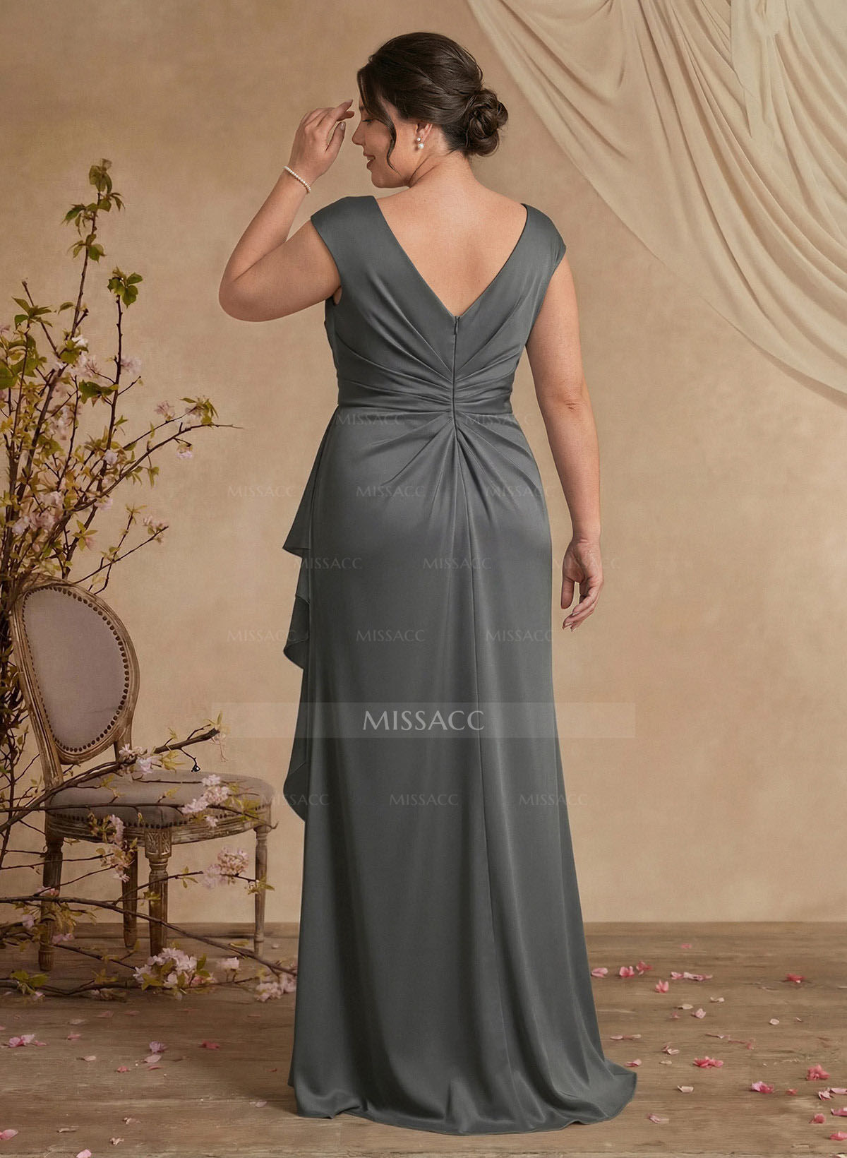 Sheath/Column Floor-Length Mother Of The Bride Dresses With Split Front/Cascading Ruffles/Pleated
