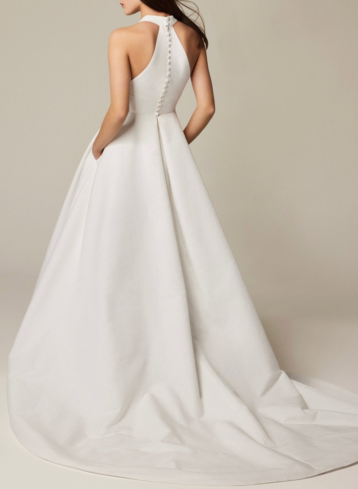 Elegant V-Neck Halter Sleeveless A-Line Sweep Train Wedding Dresses With Flower(s)