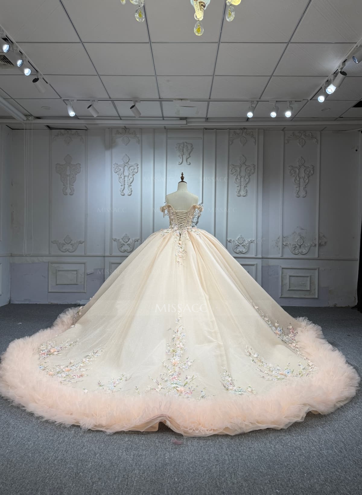 Ball-Gown Off-The-Shoulder Sleeveless Chapel Train Tulle Wedding Dresses With Ruffle/Beading
