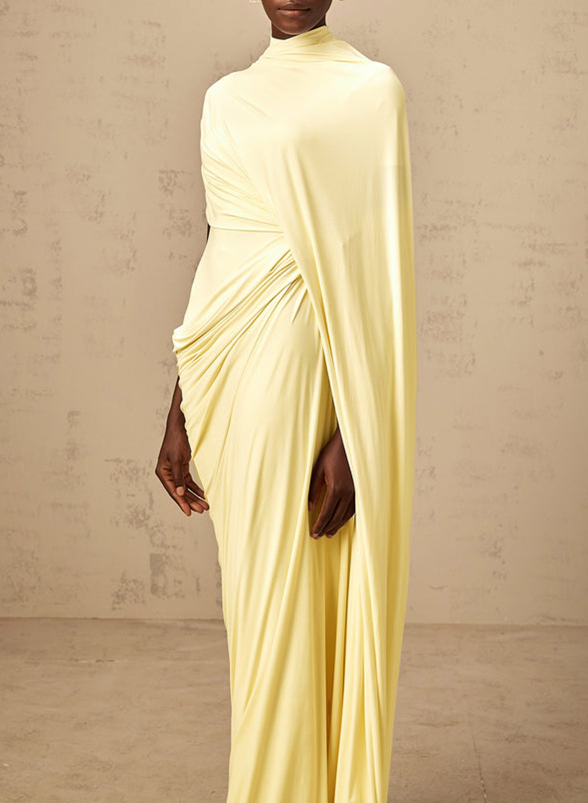 Elegant Scoop Neck Cape Sleeves Floor-Length Jersey Evening Dresses