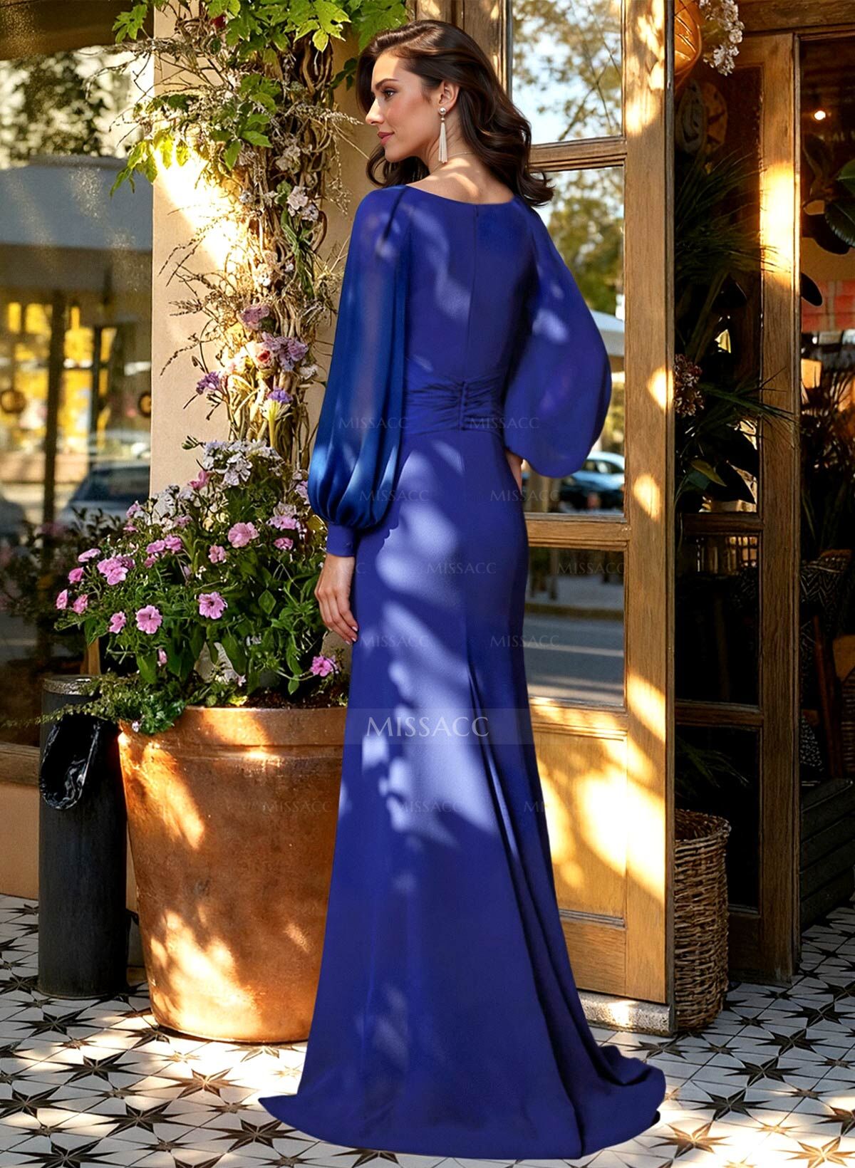 Trumpet Mermaid Plunge Neck Long Sleeves Sweep Train Chiffon Evening Dresses With Rhinestone