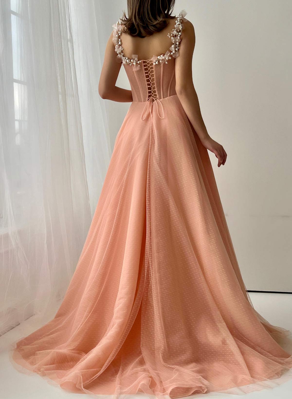 Dreamy Square Neckline Sleeveless A-Line Sweep Train Tulle /Chiffon Evening Dresses With Beading/Flower(s)