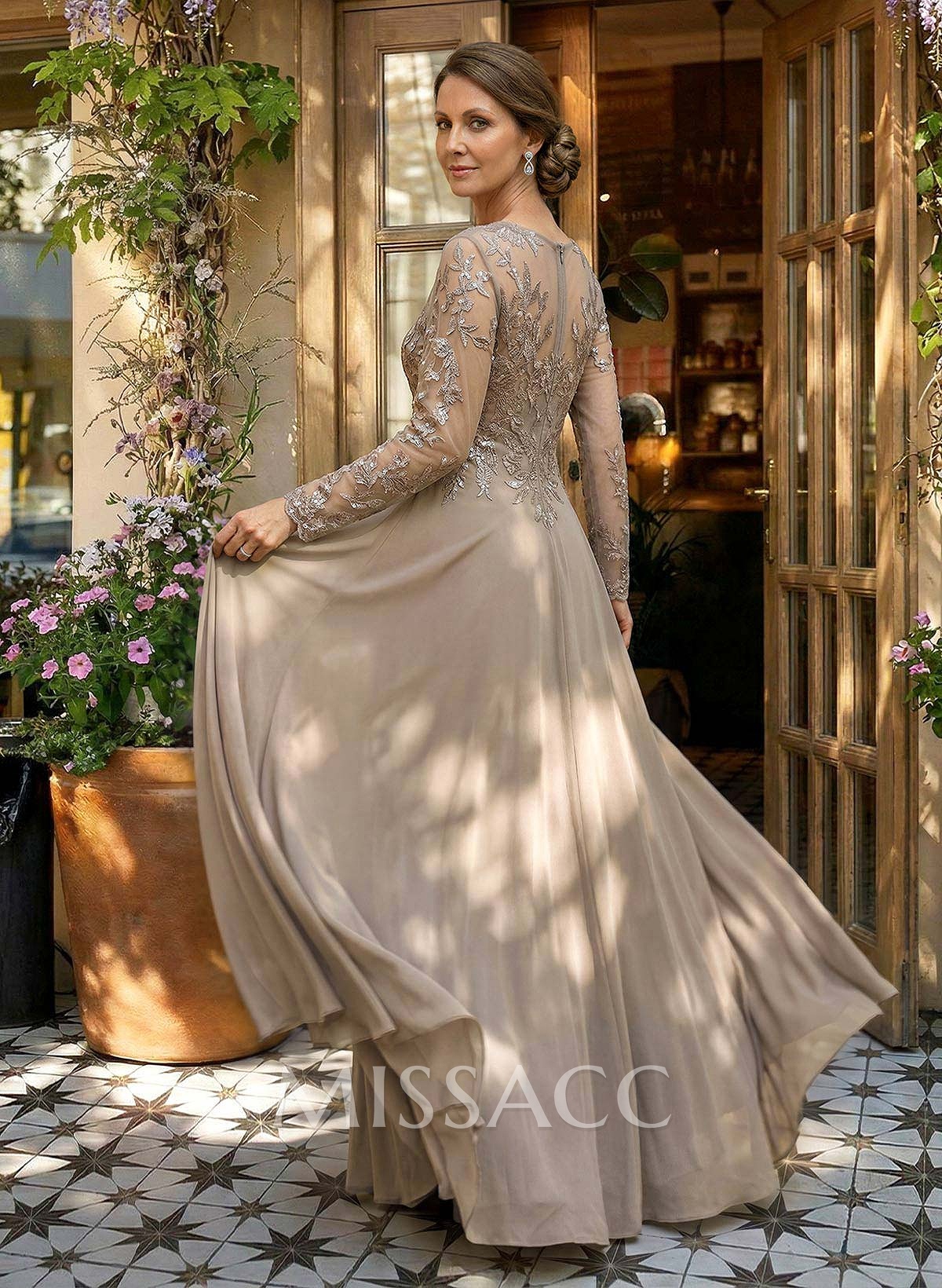 A-Line V-Neck Long Sleeves Floor-Length Chiffon/Sequined Mother Of The Bride Dresses With Sequins A-Line V-Neck Long Sleeves Floor-Length Chiffon/Sequined Mother Of The Bride Dresses With Sequins