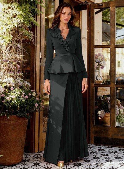 Sheath/Column V-Neck Long Sleeves Floor-Length Elastic Satin Mother Of The Bride Dresses With Pleated/Flower(s)